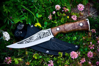 Нож Кизляр Клык-2 (дерево, орех)